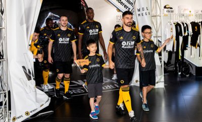 Nuova maglia Wolves e Strasbourg thailandia 2019-20